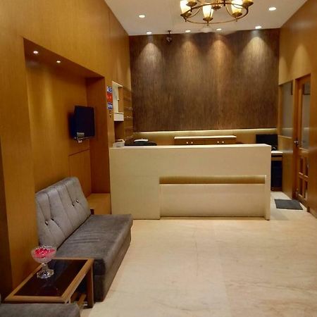 Treebo Trend Hotel Basera Pune Luaran gambar
