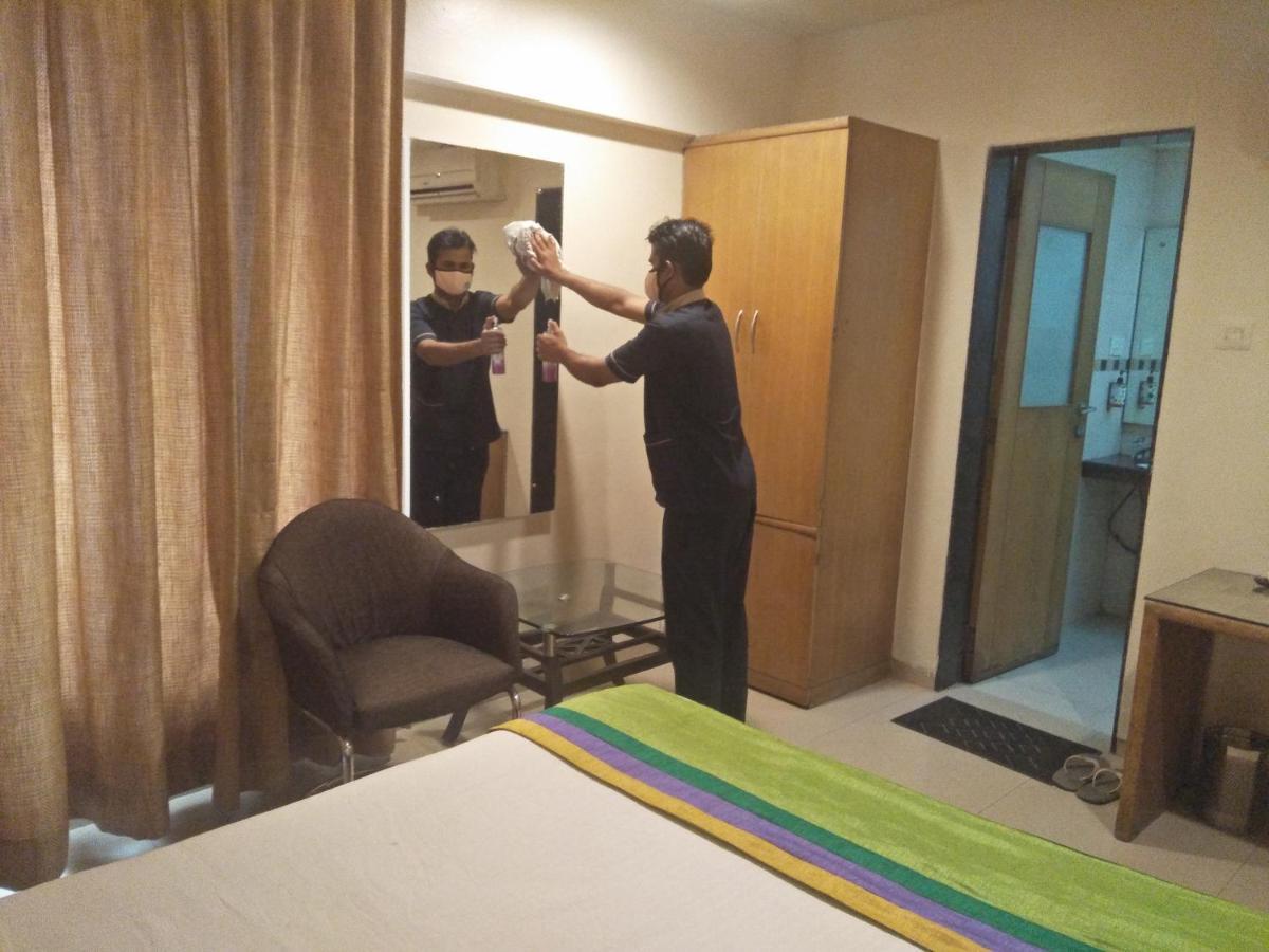 Treebo Trend Hotel Basera Pune Luaran gambar