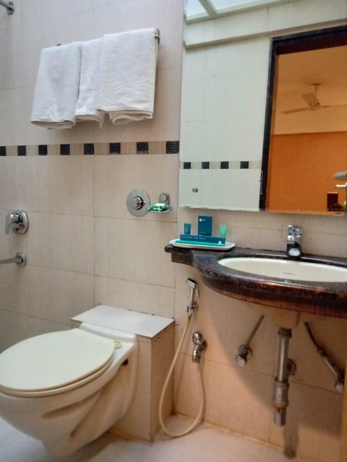 Treebo Trend Hotel Basera Pune Luaran gambar
